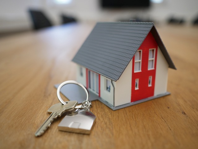 The Smart Property Journal | Expert Real Estate & Market Insights for Smarter Decisions Should I Buy or Rent During Retirement?