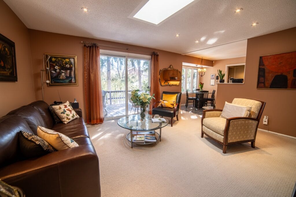 17 Ovida Blvd Markham DSC03007-HDR (Large)