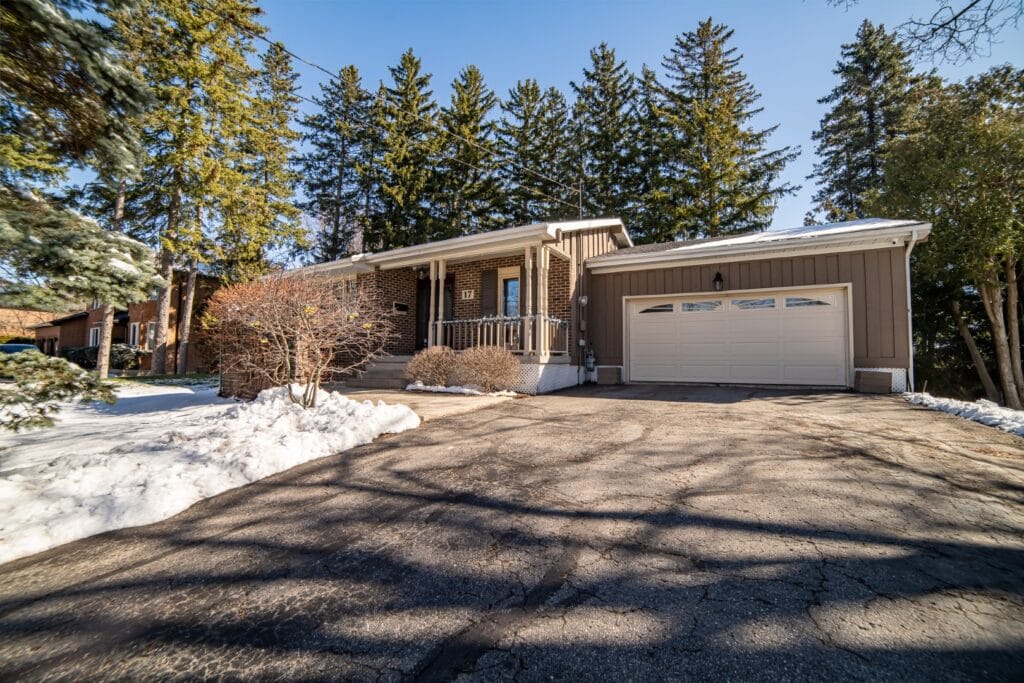 17 Ovida Blvd Markham DSC03029-HDR (Large)