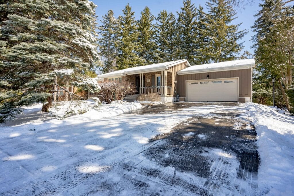 17 Ovida Blvd Markham (Large)