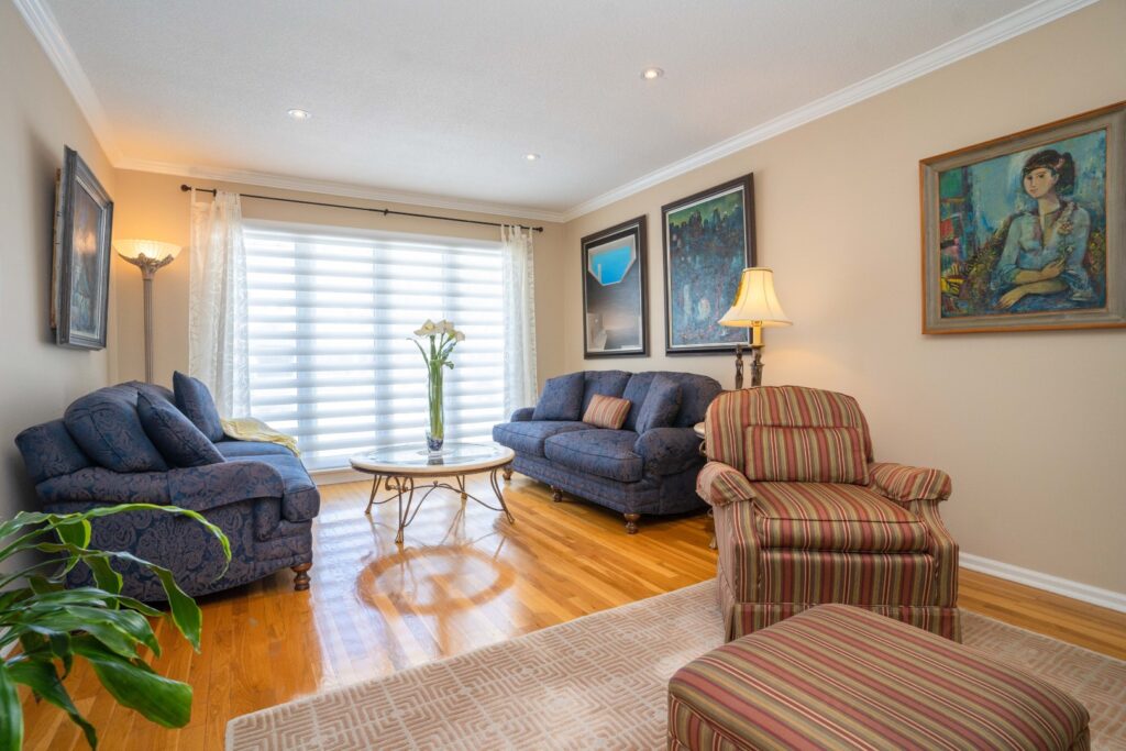 17 Ovida Blvd Markham0 (Large)