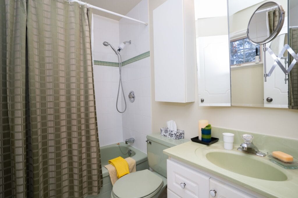 17 Ovida Blvd Markham3 (Large) (2)