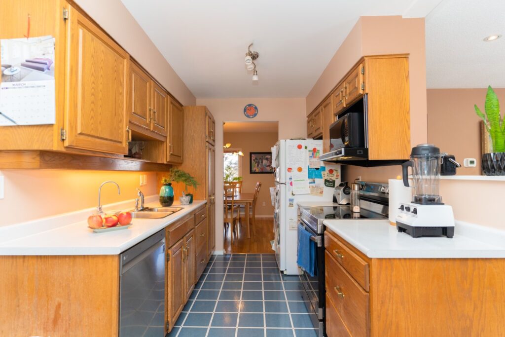 17 Ovida Blvd Markham4 (Large) (2)