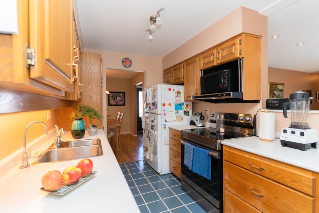 17 Ovida Blvd Markham5 (Large)